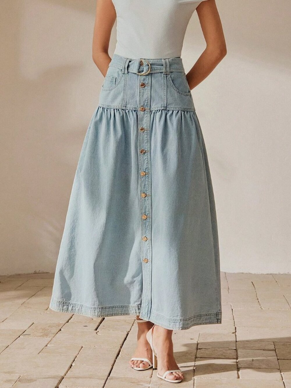Light Wash Casual Women's Elegant Button Up Denim Waist Maxi Skirt With Belt - Picture 3 of 6